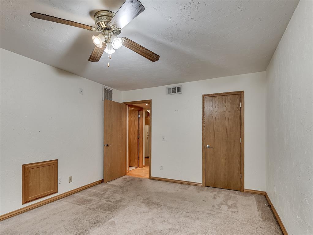 800 Cardinal Creek Boulevard C Property Photo 23