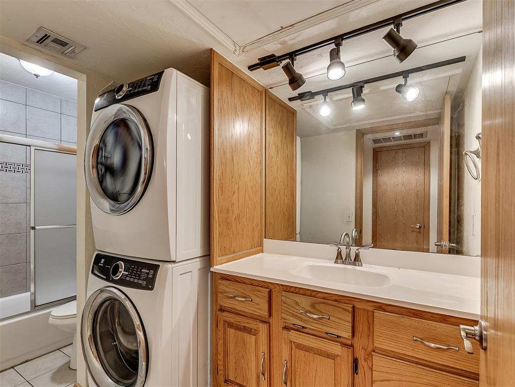 800 Cardinal Creek Boulevard C Property Photo 26