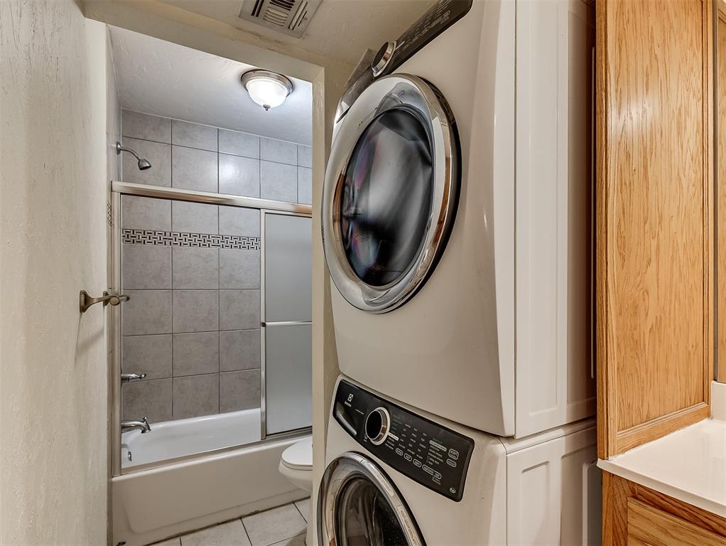 800 Cardinal Creek Boulevard C Property Photo 27