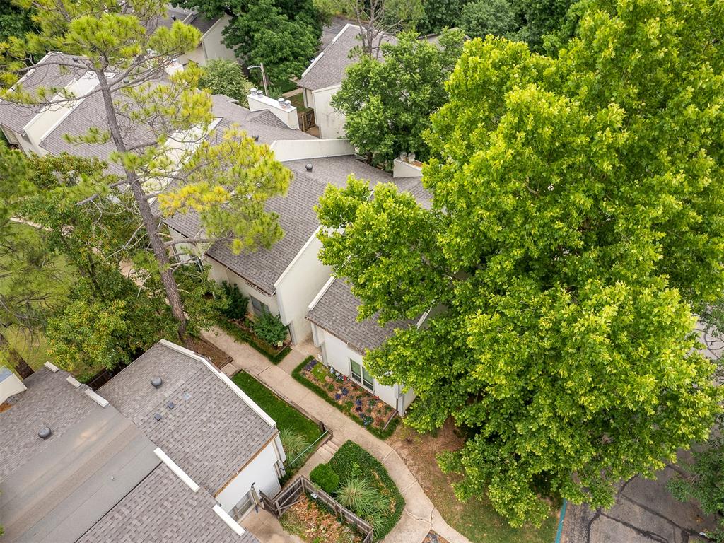 800 Cardinal Creek Boulevard C Property Photo 32