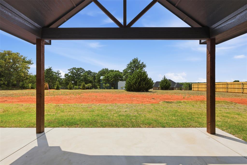 1240 Twin Oaks Dr Property Photo 23