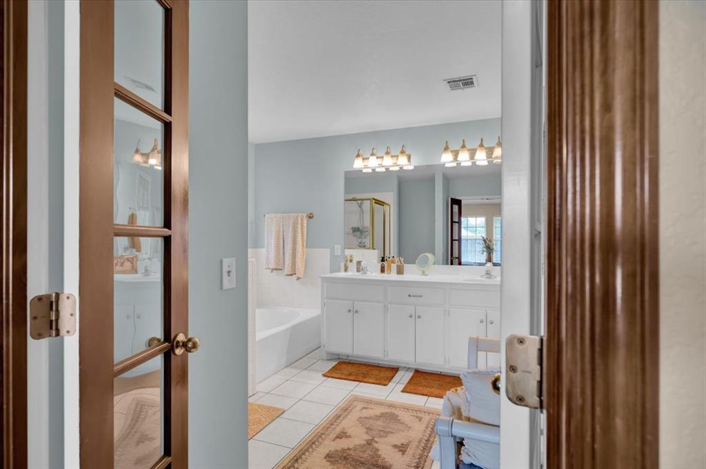2912 Astor Drive Property Photo 31
