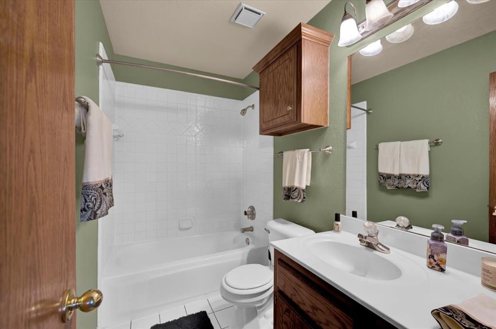 2912 Astor Drive Property Photo 37