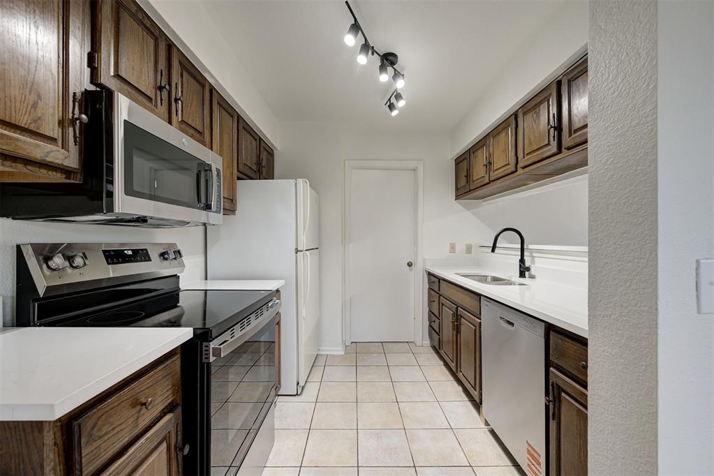 14417 N Pennsylvania Avenue 17c Property Photo 13