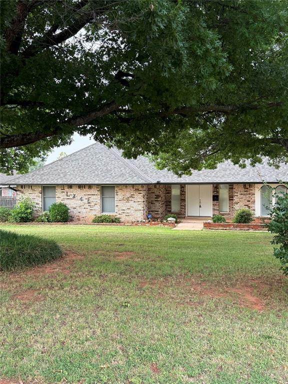 1746 W David Drive Property Photo 2
