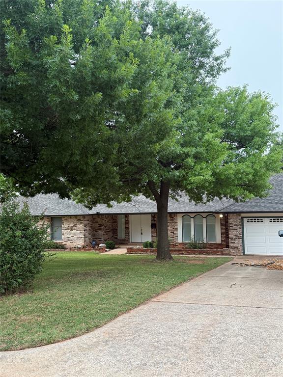1746 W David Drive Property Photo 3