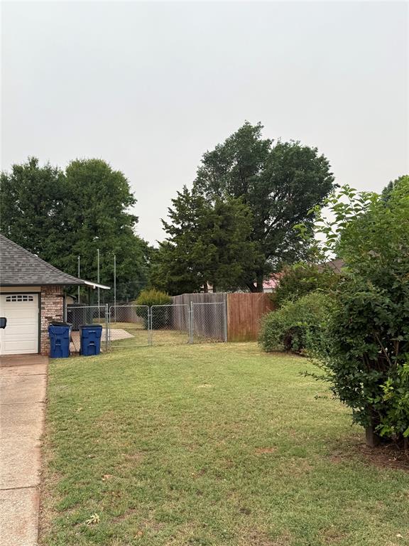 1746 W David Drive Property Photo 4