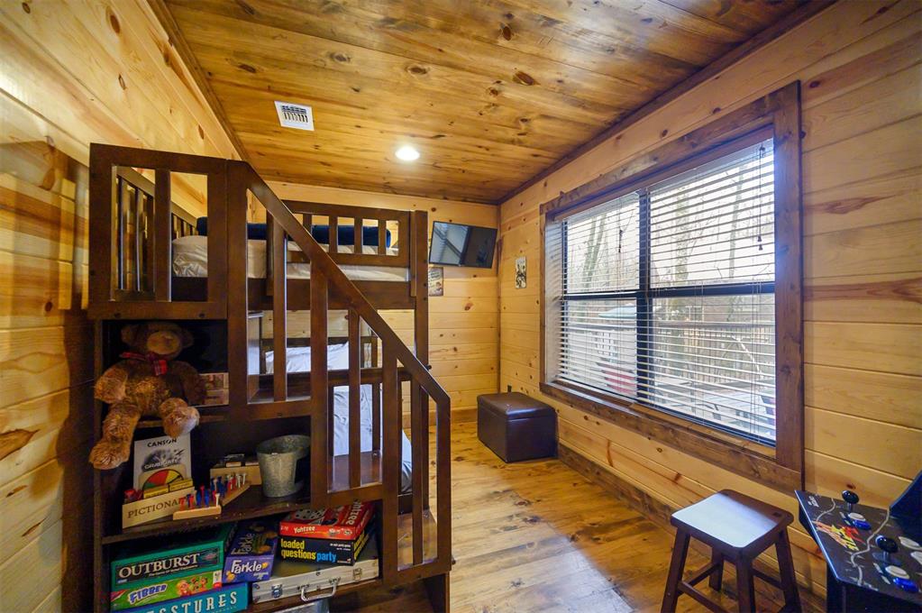 528 Timber Creek Trail Property Photo 13