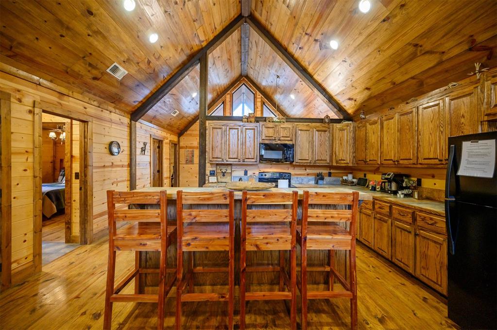 528 Timber Creek Trail Property Photo 16