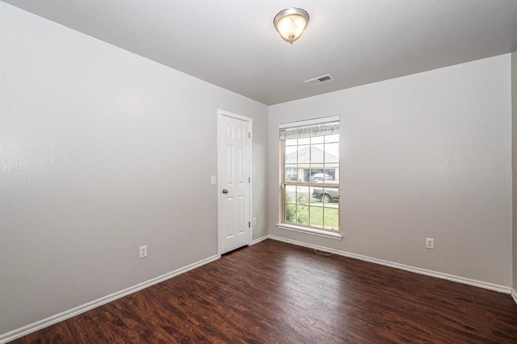 447 Oregon Trail Property Photo 16