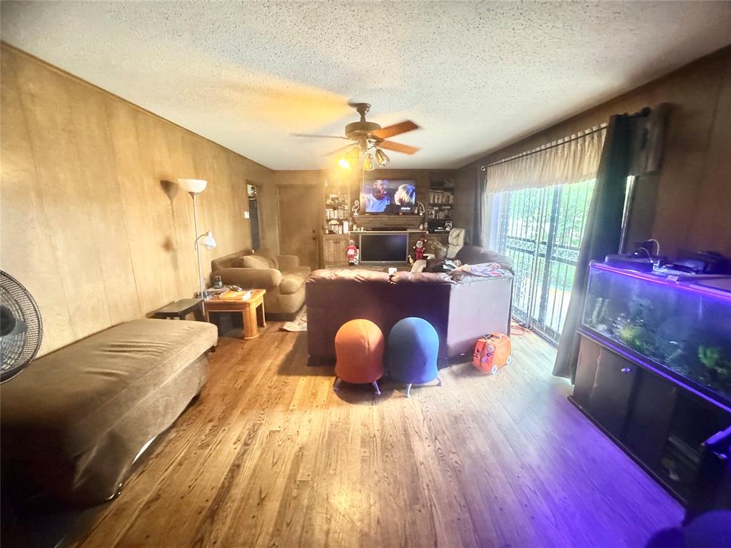 6312 N Grand Boulevard Property Photo 7
