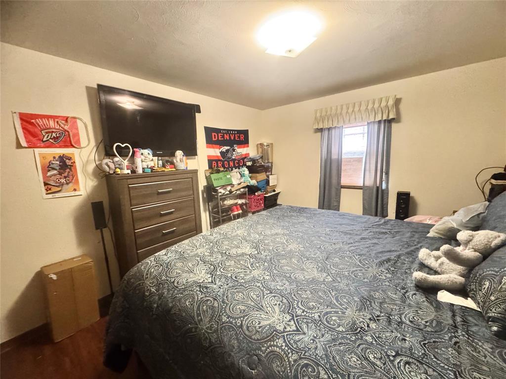 6312 N Grand Boulevard Property Photo 15