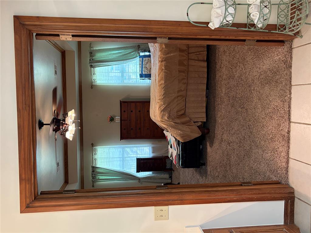 1401 Townsend Glen Property Photo 32