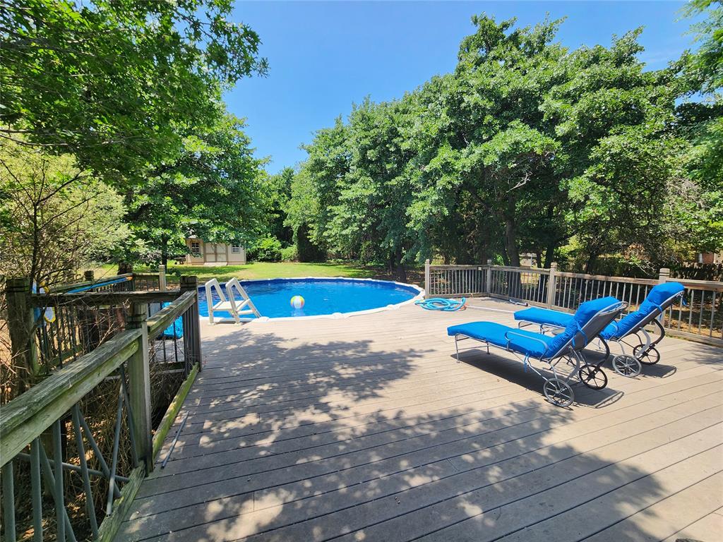 1401 Townsend Glen Property Photo 41