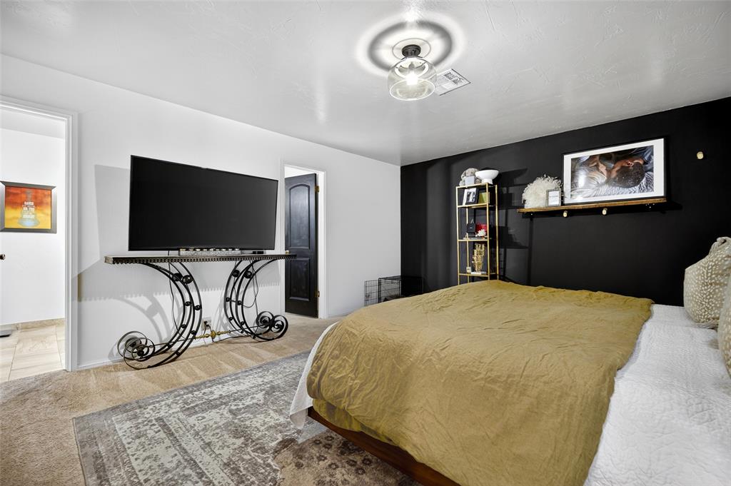 13216 Inverness Avenue Property Photo 21