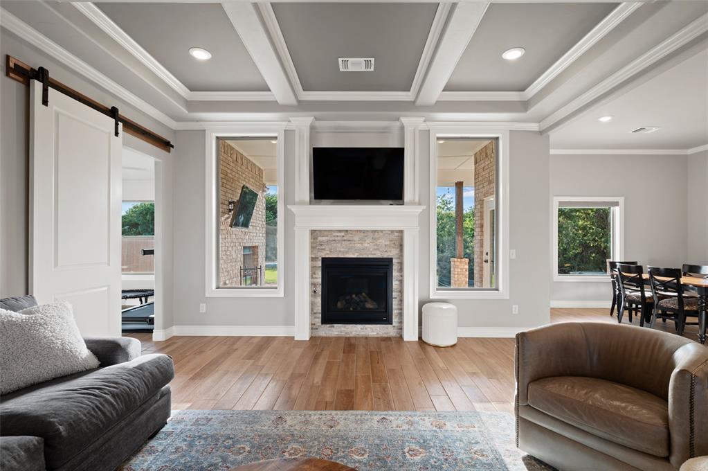 15609 Fountain Creek Lane Property Photo 10