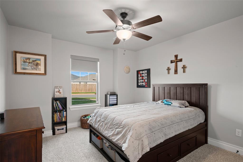 15609 Fountain Creek Lane Property Photo 29