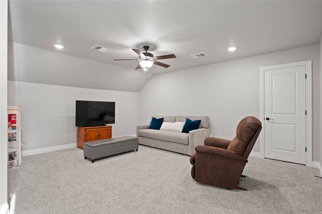 15609 Fountain Creek Lane Property Photo 36