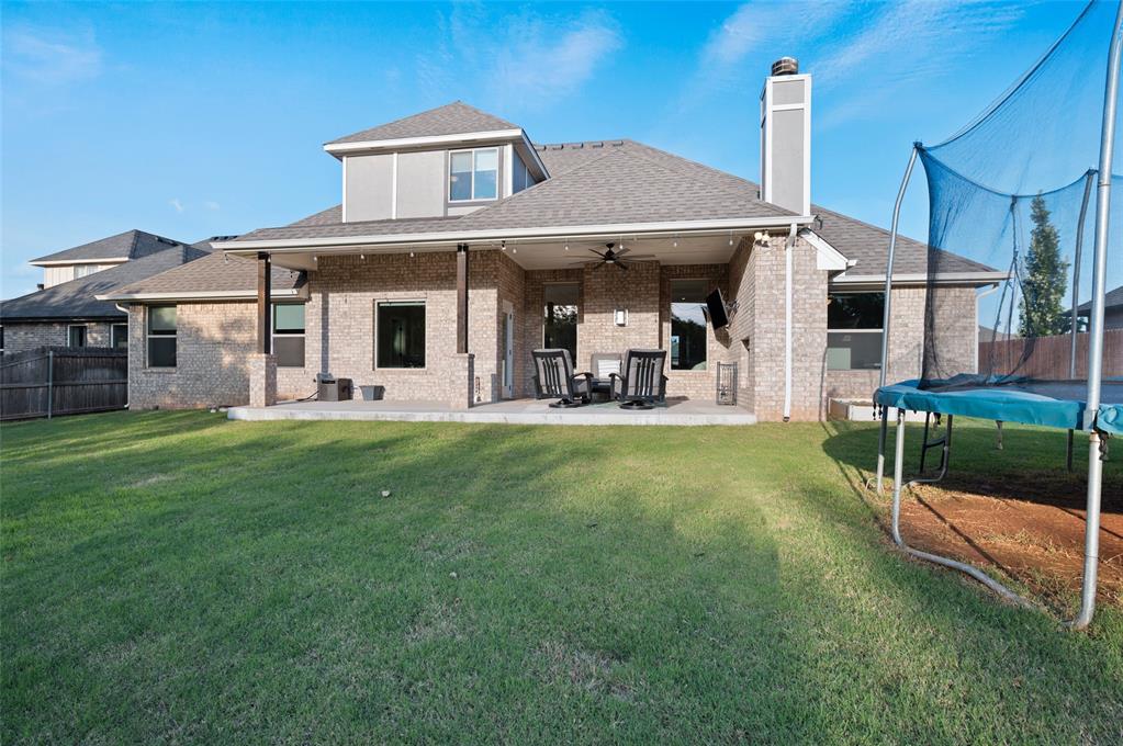 15609 Fountain Creek Lane Property Photo 38