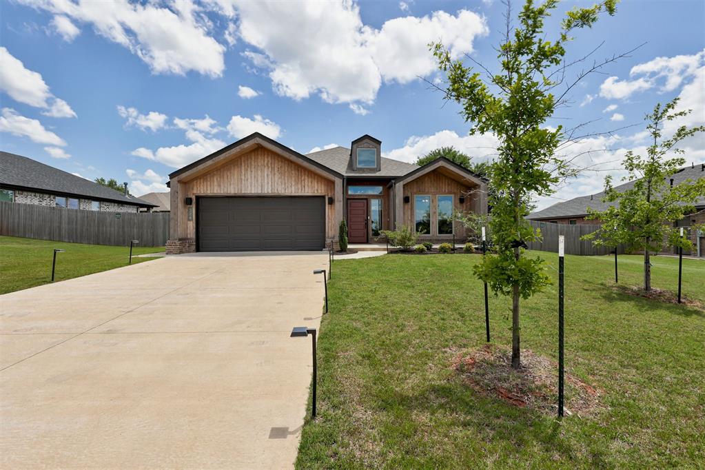 324 Megan Court Property Photo 3