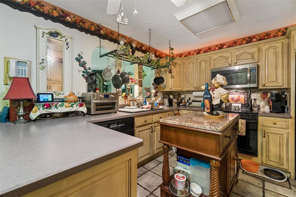 4423 Ne 40th Street Property Photo 15