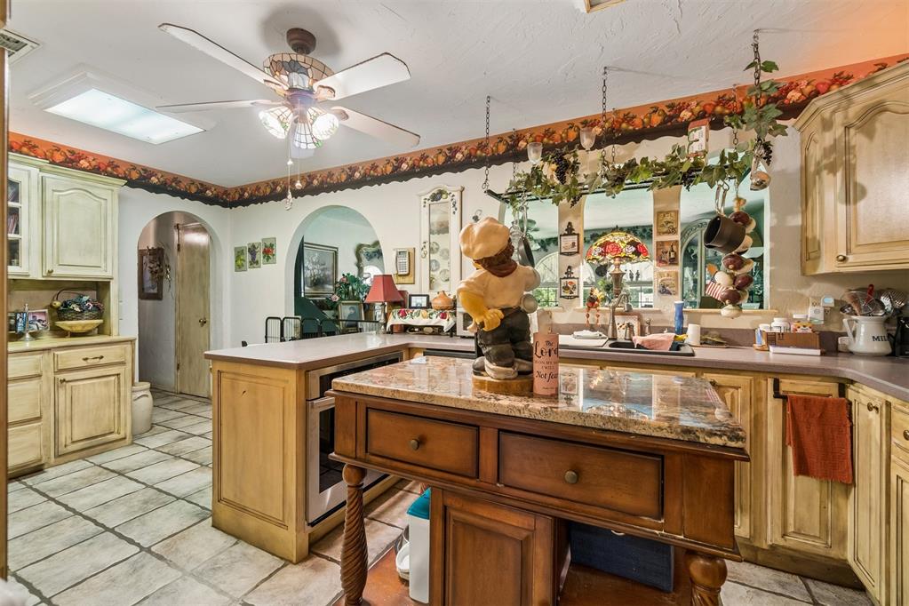 4423 Ne 40th Street Property Photo 17