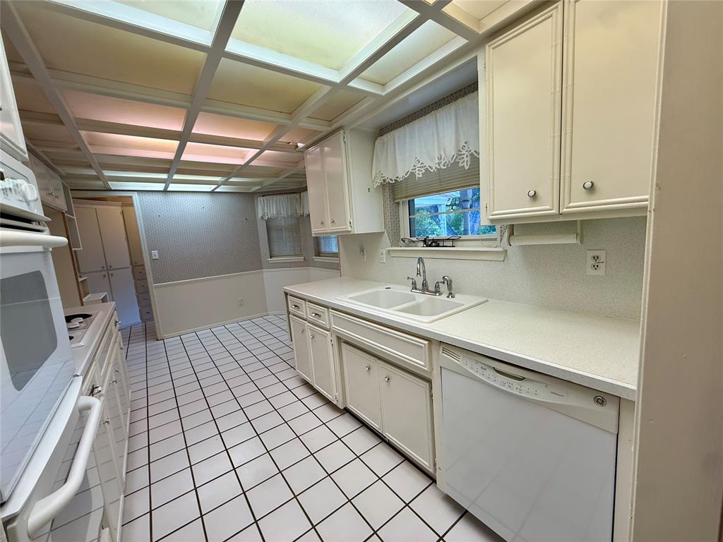 2401 Grisso Drive Property Photo 11