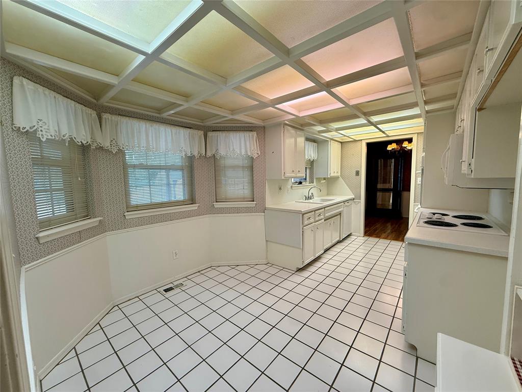 2401 Grisso Drive Property Photo 14