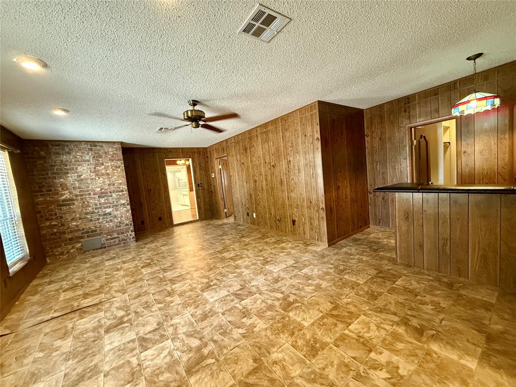 2401 Grisso Drive Property Photo 17