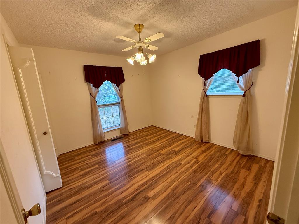 2401 Grisso Drive Property Photo 28