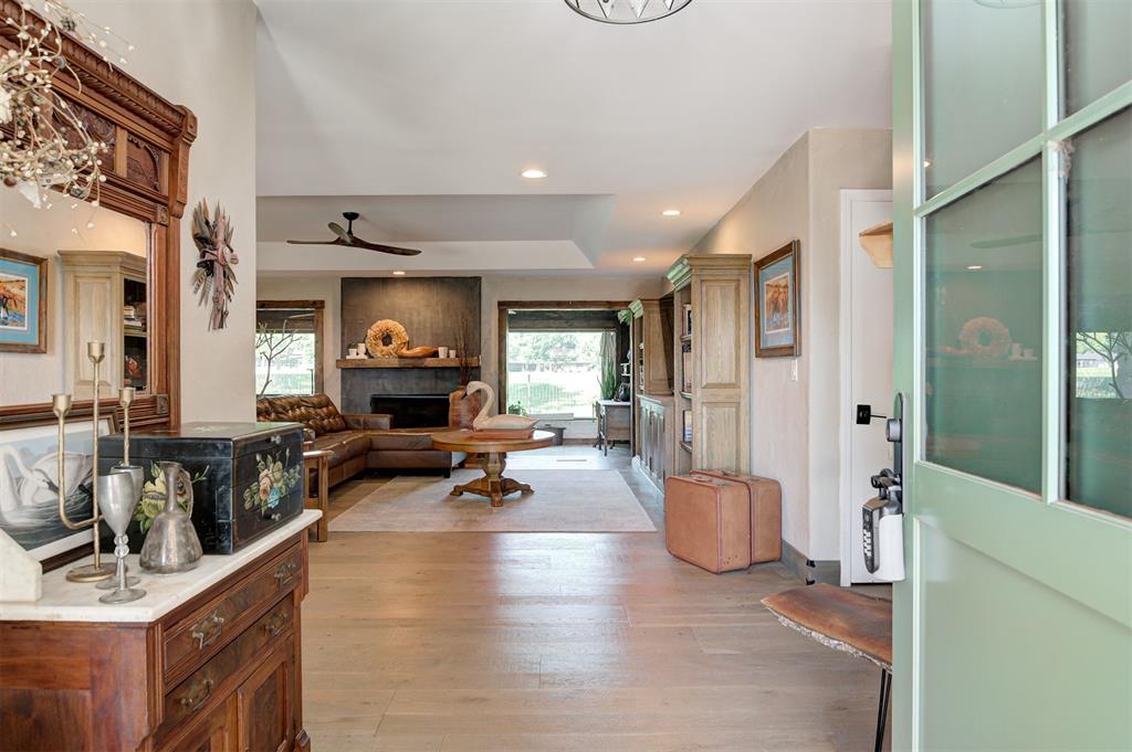 12801 Green Valley Drive Property Photo 6