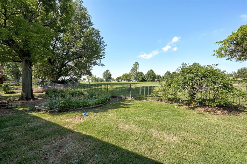 12801 Green Valley Drive Property Photo 46