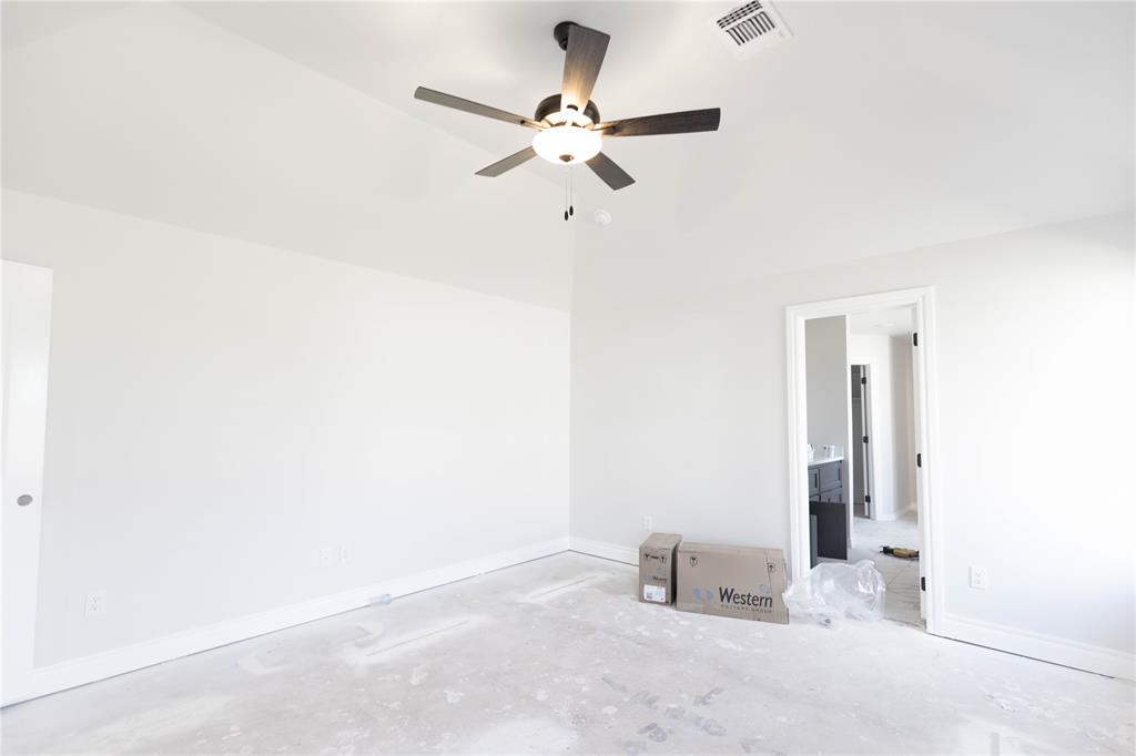 11516 Nw 136th Circle Property Photo 7