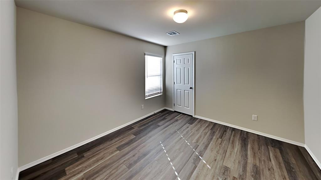408 Fox Burrow Lane Property Photo 13
