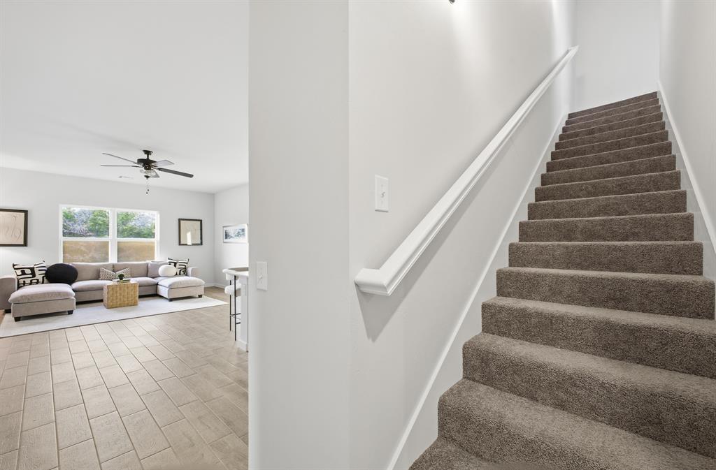 1727 Elm Circle Property Photo 30
