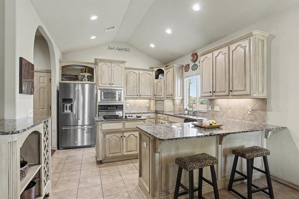 2204 Hanover Lane Property Photo 8