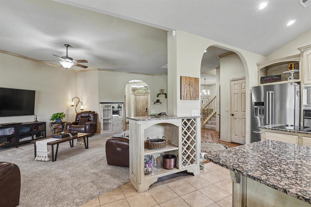 2204 Hanover Lane Property Photo 13