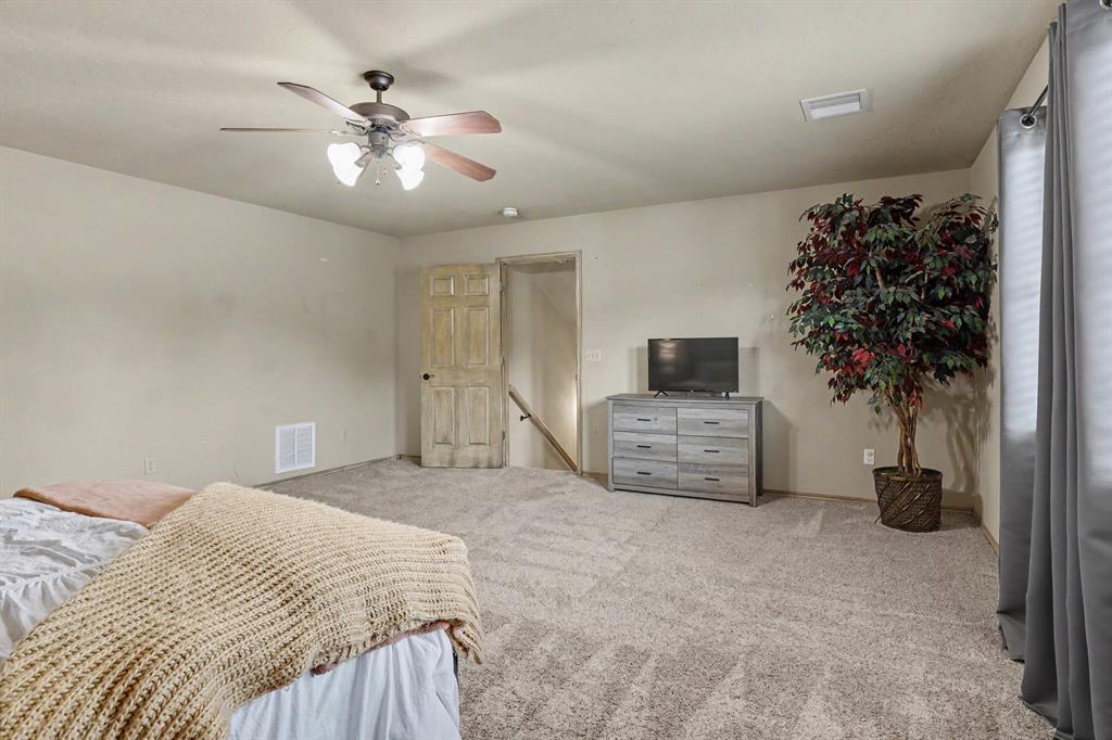 2204 Hanover Lane Property Photo 31