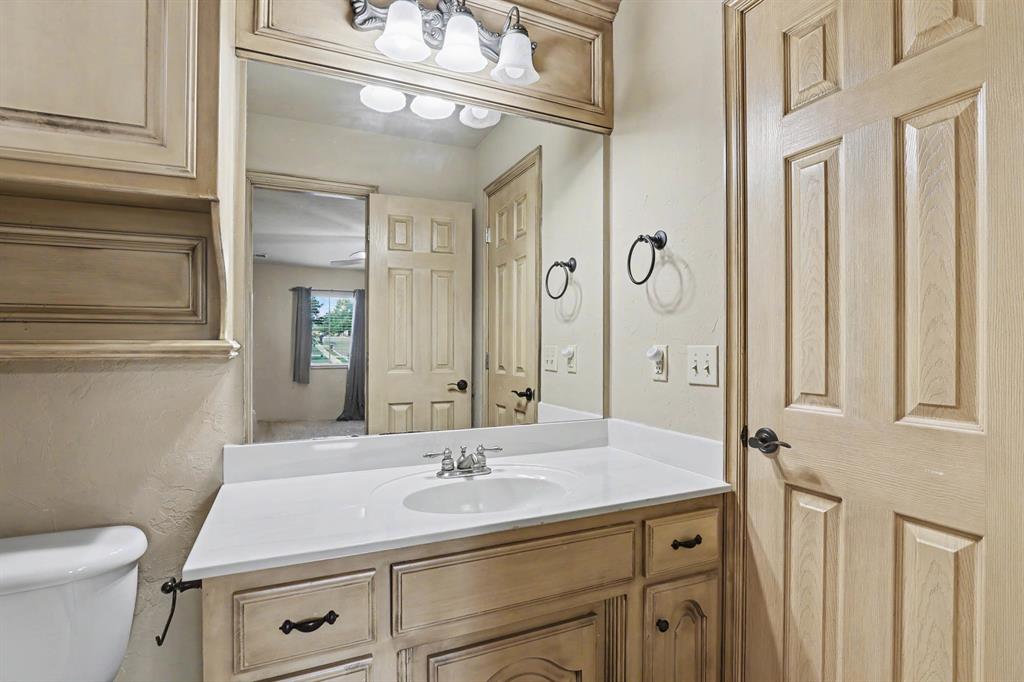 2204 Hanover Lane Property Photo 32