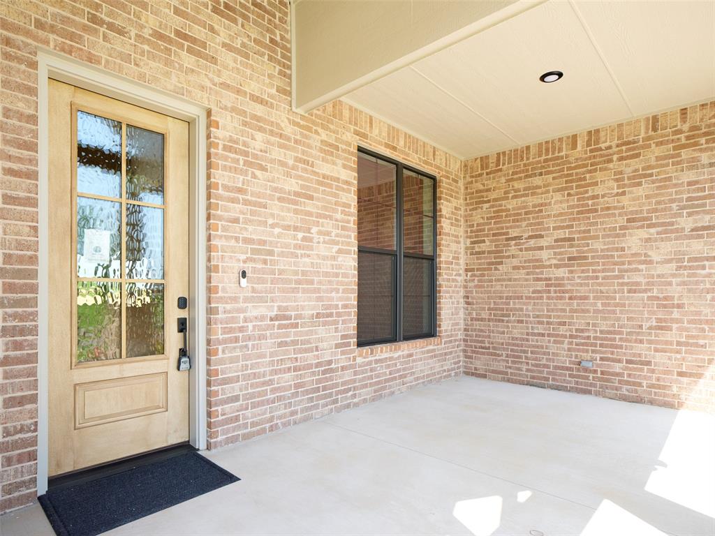 3004 Fortuna Drive Property Photo 6
