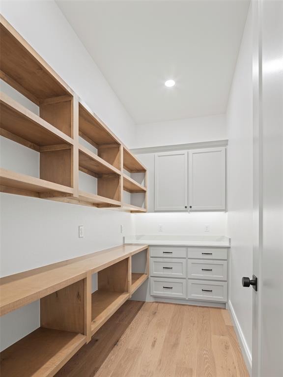 3004 Fortuna Drive Property Photo 13
