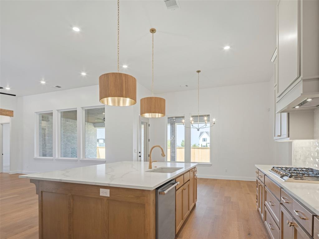 3004 Fortuna Drive Property Photo 23