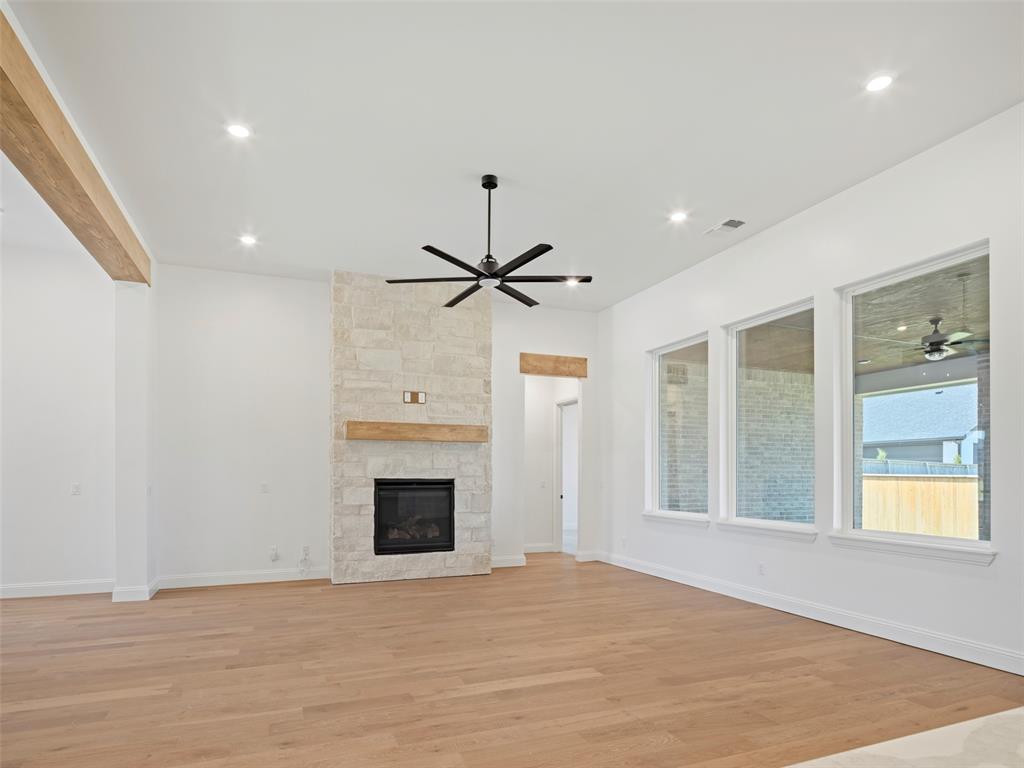 3004 Fortuna Drive Property Photo 24
