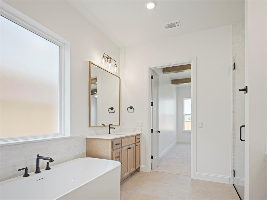 3004 Fortuna Drive Property Photo 29
