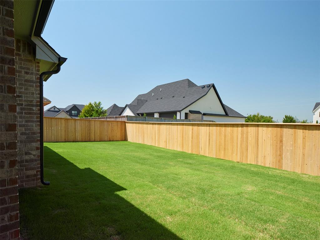 3004 Fortuna Drive Property Photo 45