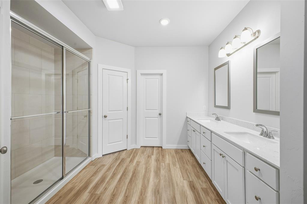 1723 Elm Circle Property Photo 19