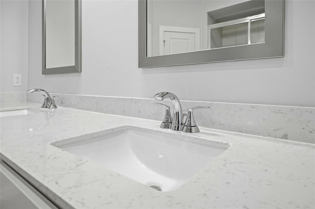 1723 Elm Circle Property Photo 22