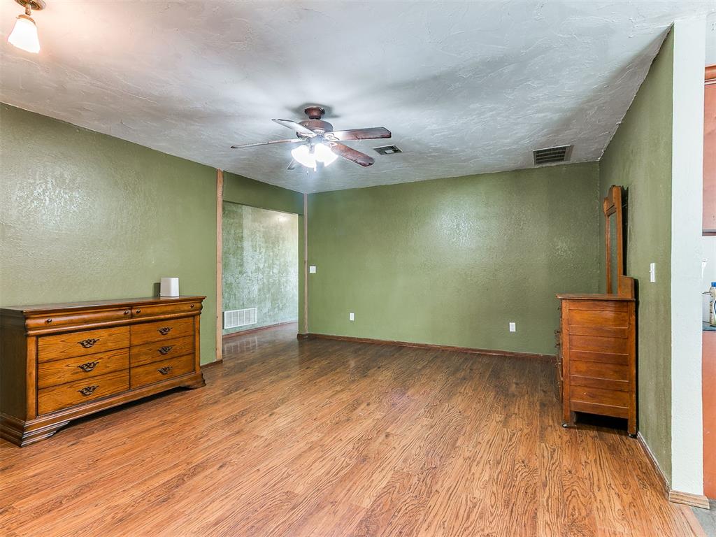 1506 Glenwood Drive Property Photo 9