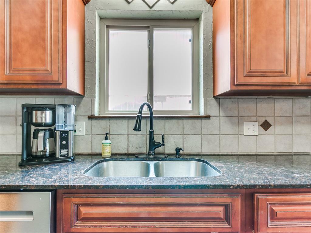1506 Glenwood Drive Property Photo 18