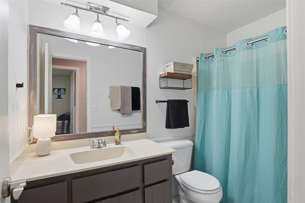 1840 Greenway Avenue Property Photo 20